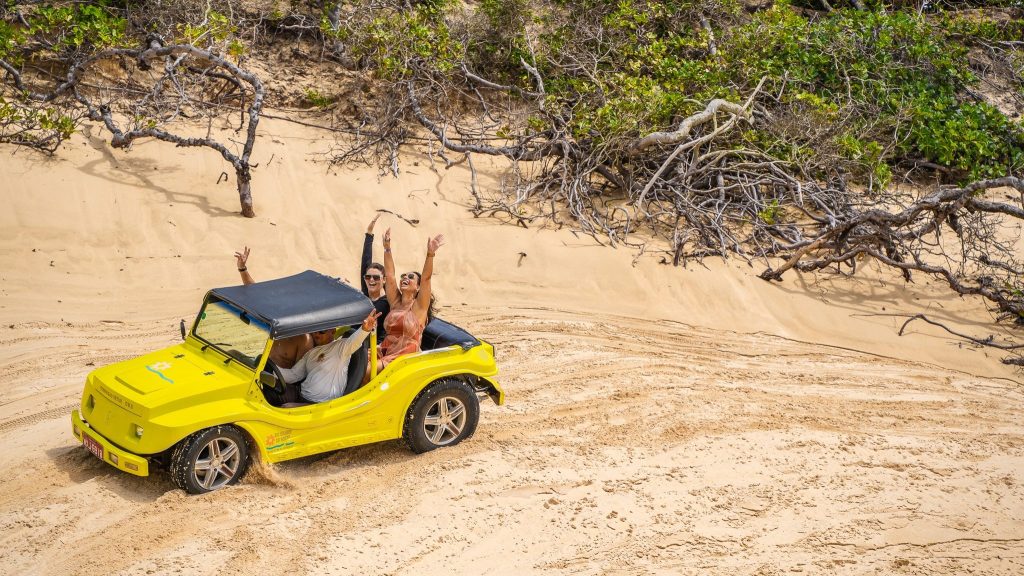 Passeio de Buggy nas Dunas.